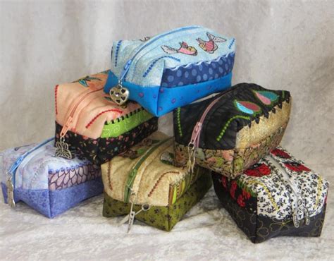 Ith Quilted Zipper Pouches Done In Only 1 Hooping 5x7 Machine