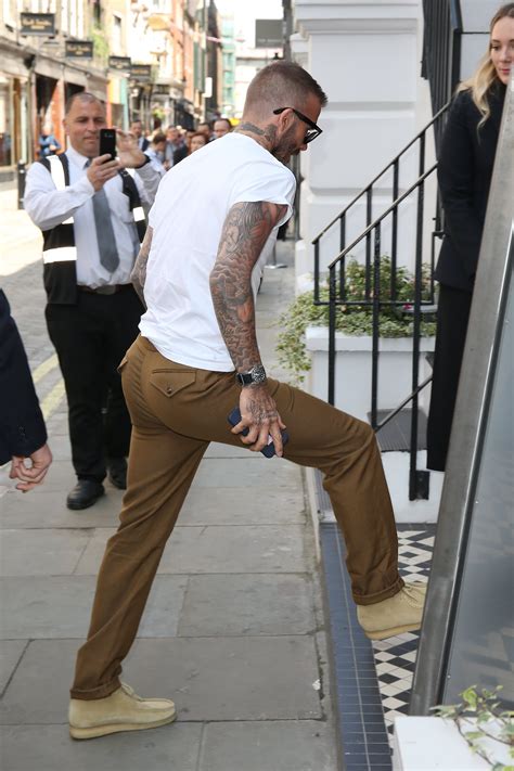 Pause What You Re Doing — We Need To Discuss David Beckham At Men S Fashion Week David Beckham