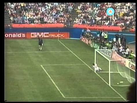 Canadá y eeuu postulándose como las dos clasificadas, en medio noruega y brasil, y cerrando el grupo suiza y austria. EE.UU. vs. Suiza, Copa Mundial FIFA 1994 (fragmento) - YouTube