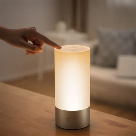 Xiaomi Mi Smart Bedside Lamp 10w Color And Warm Led