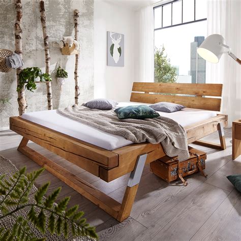 Massivholzbett tario einzel und doppelbett in skandinavischem design. Balkenbett Gojo Doppelbett Bett in Wildeiche Fichte ...