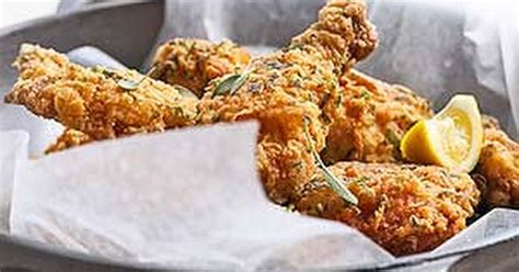 Look out kfc and a big thank you to the queen of southern cooking paula deen for this paula deen southern fried chicken. 10 Best Paula Deen Chicken Fried Chicken Recipes