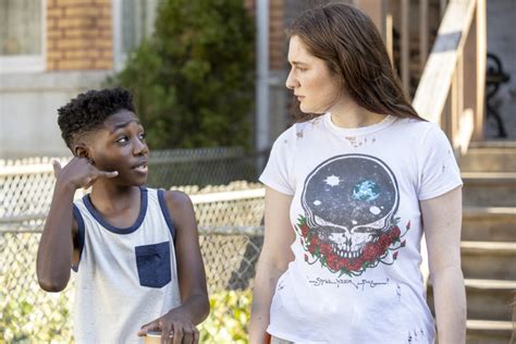 Shameless Review This Is Chicago Season 11 Episode 1 Tell Tale Tv
