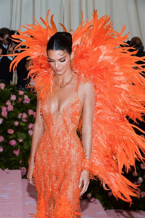 Kendall Jenner – 2019 Met Gala in New York – Fashion Style