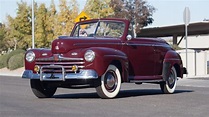 1945 Ford Super Deluxe Convertible | S113 | Rogers' Classic Car Museum 2015
