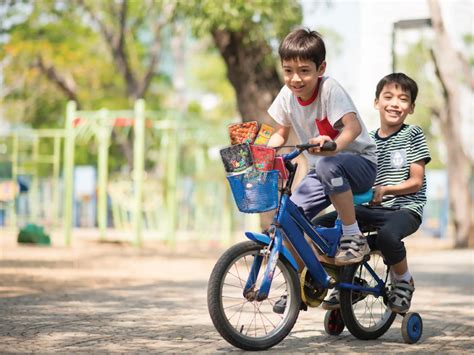 Cara Agar Anak Berani Naik Sepeda Yupi