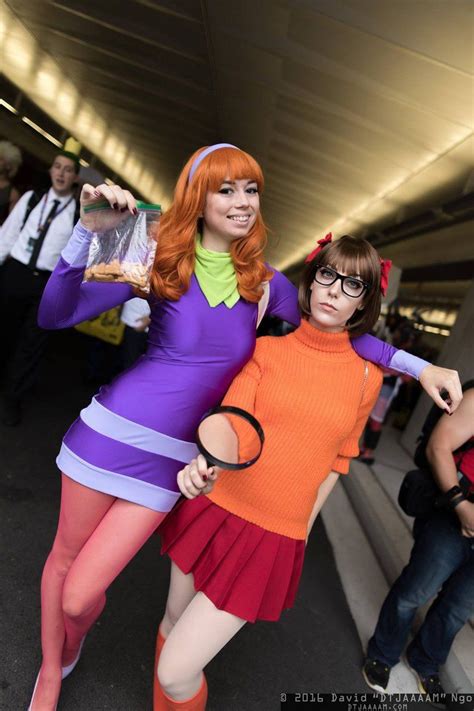 Daphne And Velma Cosplay By Uncannymegan With Images Quick Halloween Costumes Daphne And Velma