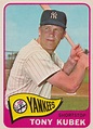 1965 Topps: #65 Tony Kubek - New York Yankees