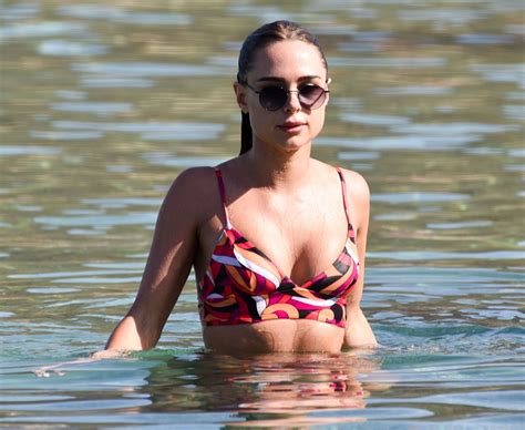 Kimberley Garner In Bikini On The Beach In Mykonos 06 14 2018 CelebMafia