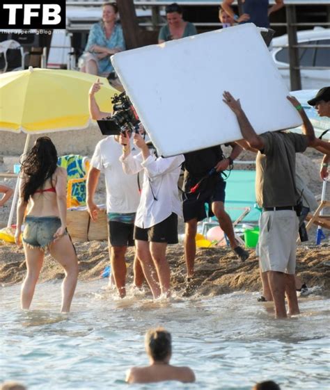 rosalía shoots a video on the beach in palma de mallorca 34 photos thefappening