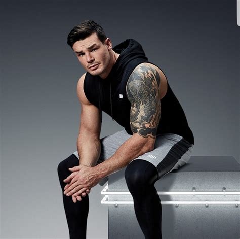 Gorgeous 46 Workout Clothing Ideas For Cool Men Who Are Stunning
