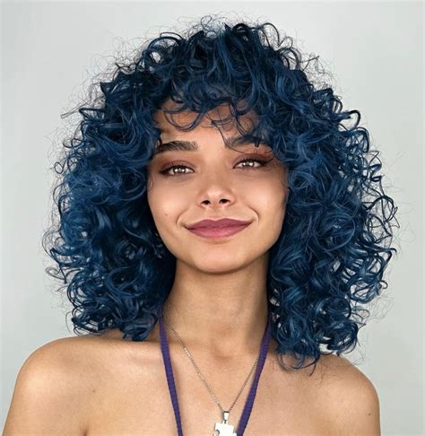 Cabelo Cacheado Azul Inspira Es Para Arrasar E Conquistar O Visual Dos Sonhos