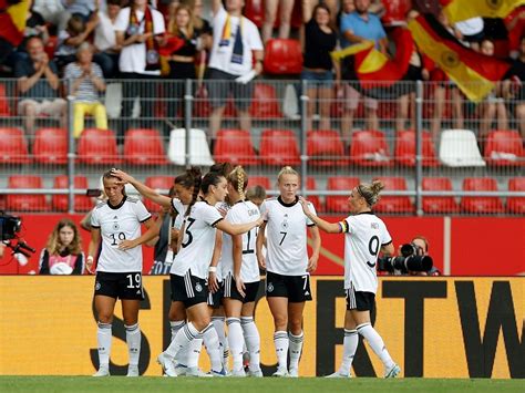 DFB Frauen Meistern EM Generalprobe Mit Bravour Kickwelt De
