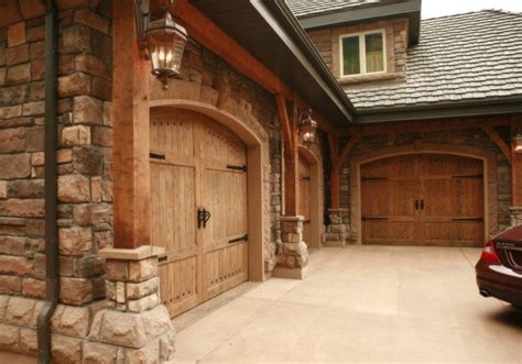 About our handcrafted garage doors. Everyone's Must-Have Craftsman Style Garage Door (With ...