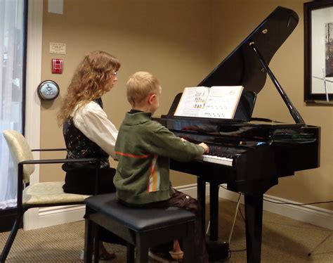 Menchey music offers private music lessons by qualified instructors for students of all ages and skill levels. Piano Lessons for Beginners: Choosing a Music Teacher - Joyfulnotes