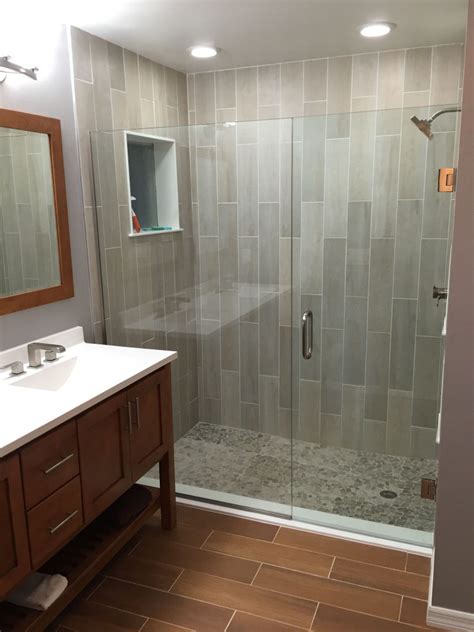 Whether you're updating your shower tiles, or just replacing the shower doors, we have a variety of styles, finishes and options, designed to meet your needs and budget. Customer Reviews - Re Bath