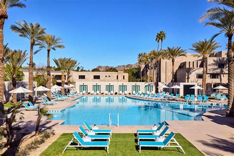 Paradise Pool And The Twist Arizona Biltmore Pools In Phoenix