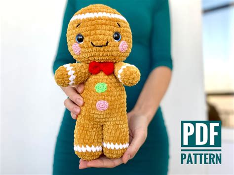 GINGERBREAD Man CROCHET PATTERN Christmas Amigurumi Pattern Plush Toy