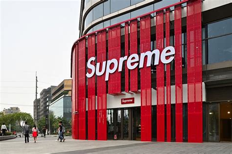 Supreme To Open First Store In South Korea South Korea News Mallscom