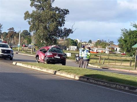 Falleci Un Hombre De A Os Luego De Impactar Su Auto Contra Una