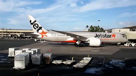 20151219 Jetstar 4 At Honolulu International Airport Youtube