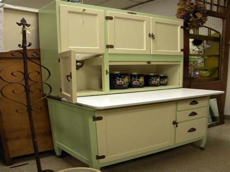 I was excited to turn this sad, damaged old kitchen cabinet into a concealed trash can cabinet. Find the Best Hoosier Cabinet for Sale: Old Hoosier Cabinet - Vissbiz | Kitchen Hoosier Cabinets ...