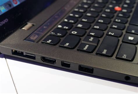 Hands On With Lenovo Thinkpad X1 Carbon 2014
