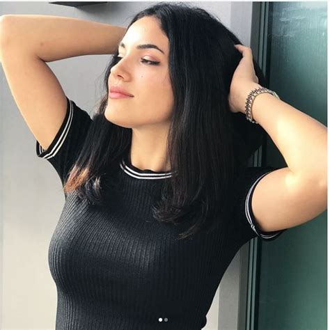 Instagram’ın Yeni Türk Güzeli Eda Burcu Şenel Ile Tanışın
