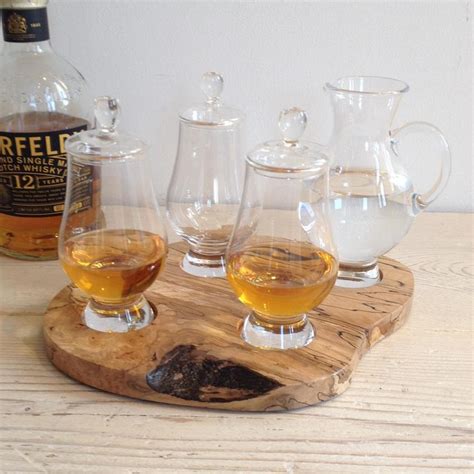 Four Glass Whisky Stand Scottish T Drinks Tasting Set Etsy