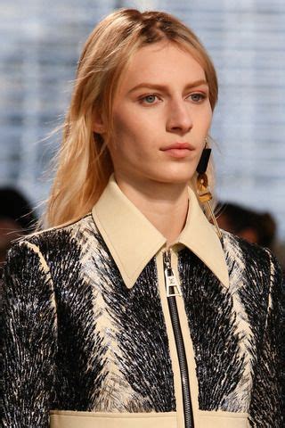 Louis Vuitton Fall Ready To Wear Collection Slideshow On Style Com