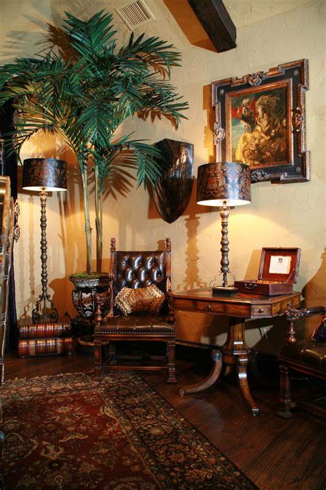 Colonial Style Interior