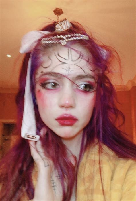 Grimes ♡ Make Up Looks Looks Cool Claire Boucher Makeup Inspo