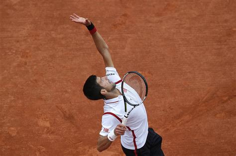 Www.lovetennis.com/ novak djokovic serve in slow motion. How Novak Djokovic Aced the Serve - WSJ