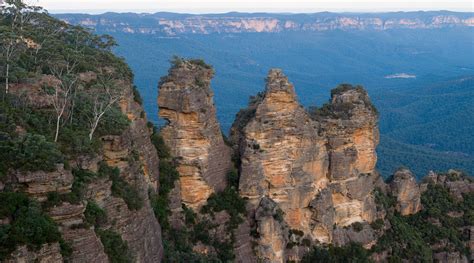 Fileblue Mountains Three Sisters Wikipedia