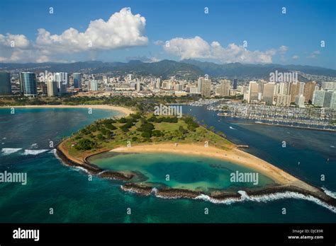 Magic Island Ala Moana Beach Park Waikiki Honolulu Oahu Hawaii