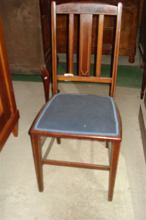 Um den tisch stehen einige stühle. Mahagoni-Stuhl englisch um 1900/10 - Antik Möbel ...