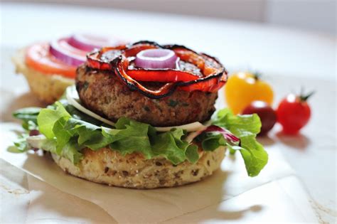 Foodista Recipes Cooking Tips And Food News Turkey Burgers