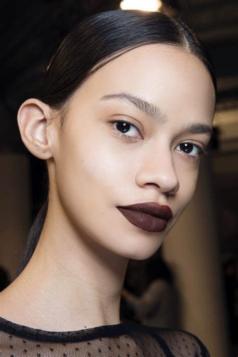 Dark Colors Are Trendiest For Lipsticks In Fall Winter 2017 2018 The