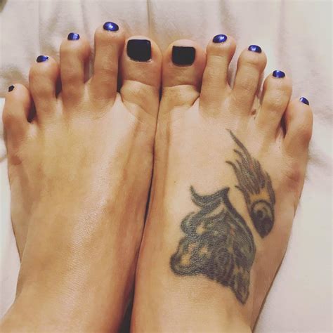 Roxy Jezel S Feet