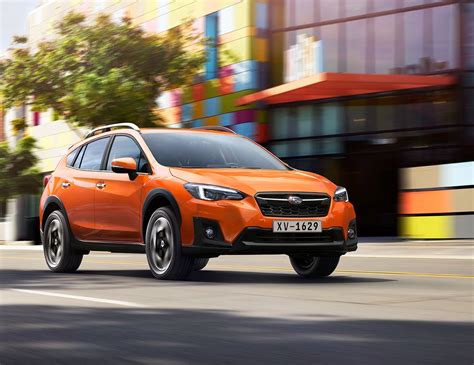 New Subaru Xv 2023 20l Standard Photos Prices And Specs In Kuwait