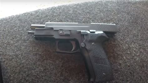Os On Twitter This Is A Sig P226 I Can Empty A 10 Round Mag And
