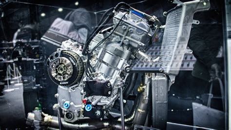 Yamaha Yzr M1 Moto Gp Engine Youtube