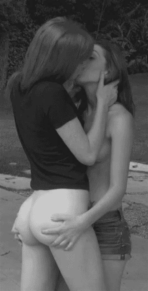 Lesbians Kissing And Groping Ass Black And White Elle Alexandra