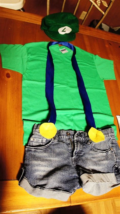 Diy Mario And Luigi Costumes Super Easy Fast And Cheap