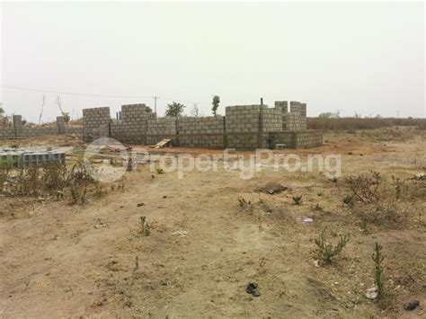 3 Bedroom Land In Idu Industrial Institution And Research Abuja Land