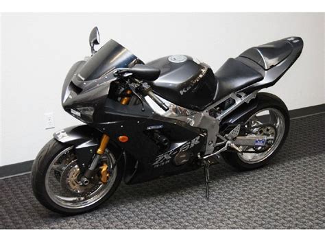 The 2006 kawasaki ninja for sale has very low mileage. 2004 Kawasaki Ninja 636 for sale on 2040-motos