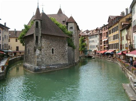 Filepalais De Lisle Annecy Haute Savoie