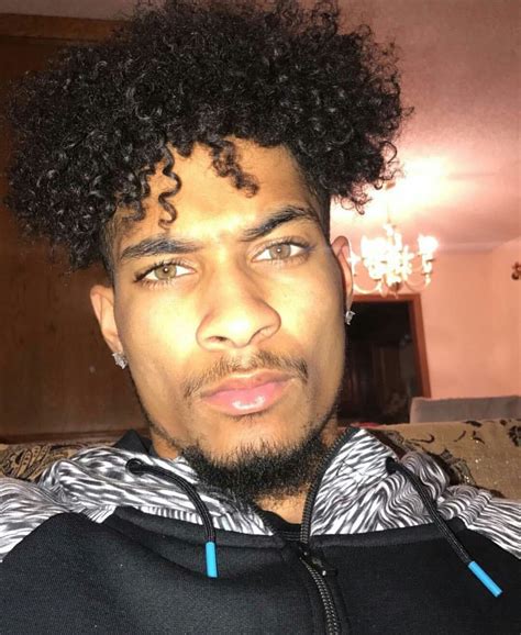 26 best hairstyles for light skin guys hairstyle catalog