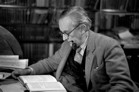 The Pipe Smoking World Of Jrr Tolkien