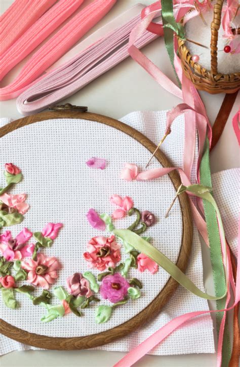 10 Easiest Embroidery Stitches For Beginners • Picky Stitch